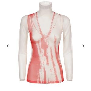 MM6 Maison Margiela size large
MM6 Maison Margiela Graphic Print Turtleneck Top